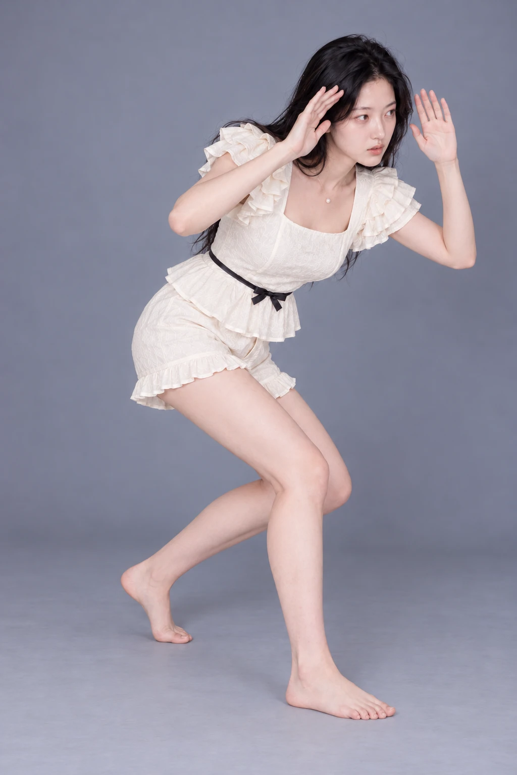 Crouching with hands beside the head / Reference view